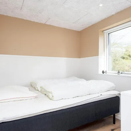 Holiday home V *